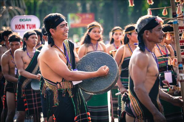 Знакомство с культурным пространством народностей в период праздников 30 апреля и 1 мая