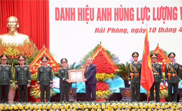 ສ້າງ​ກຳ​ລັງ​ປະ​ກອບ​ອາ​ວຸດ​ເຂດ​ທະ​ຫານ​ປະ​ຕິ​ວັດ, ເປັນ​ກຳ​ລັງຫຼວງ, ຍອດ​ຢ້ຽມ​, ທັນ​ສະ​ໄໝ