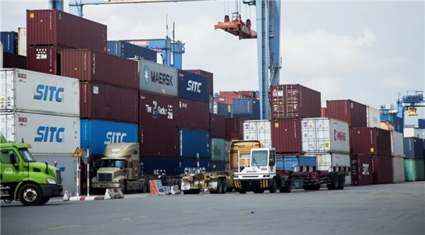 ផ្ទាំងរូបភាពនាំចូលនិងនាំចេញក្នុងត្រីមាសទី១/២០២៦៖ បង្កើតសន្ទុះសម្រាប់បង្កើនល្បឿន ដើម្បីសម្រេចបានគោលដៅឆ្នាំ២០២៦