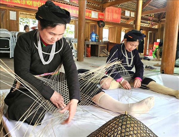 Khám phá miền nón lá hai mê - hành trình từ bản làng đến phát triển du lịch