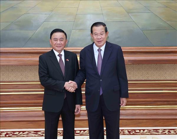 Key Vietnamese Party officials trip to Cambodia deepens political trust, multifaceted cooperation