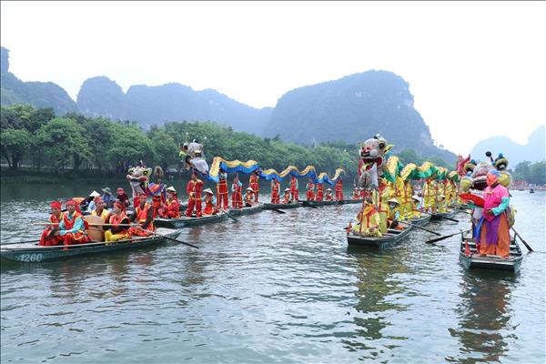 Les fêtes culturelles, moteur touristique de Ninh Binh