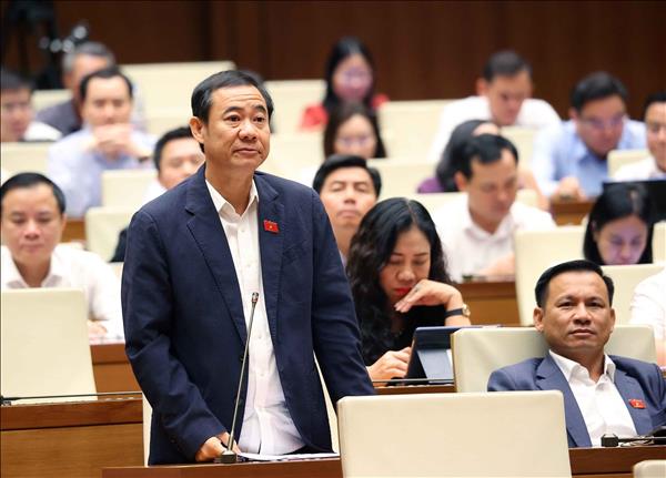 Kỳ họp thứ Nhất, Quốc hội khóa XVI: Giảm thiểu tối đa rào cản hành chính, tạo thuận tiện nhất cho người dân