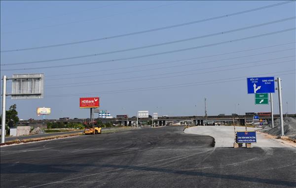 Gỡ nút thắt vật liệu, đẩy nhanh dự án Vành đai 3 TP. Hồ Chí Minh