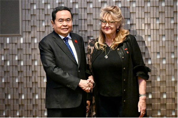 ທ່ານປະທານສະພາແຫ່ງຊາດ ເຈິ່ນແທັງເໝີ້ນ ໂອ້ລົມສົນທະນາກັບສັນຕະປະປາສຳນັກ ວາຕີກັງ Leo XIV