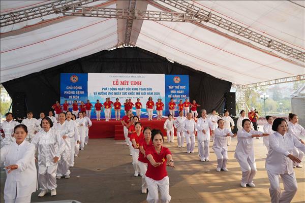 Chuyển mạnh từ tư duy chữa bệnh sang chủ động phòng bệnh, vì sức khỏe nhân dân