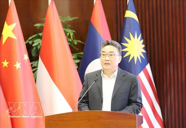 越中关系发展正处于前所未有的历史机遇期