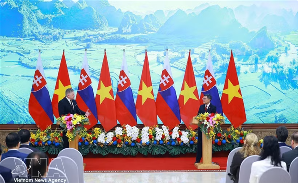 Élévation des relations Vietnam–Slovaquie au niveau de partenariat stratégique