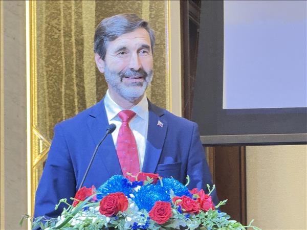 Duy trì, giữ gìn và phát triển mạch kết nối giữa nhân dân Việt Nam - Slovakia