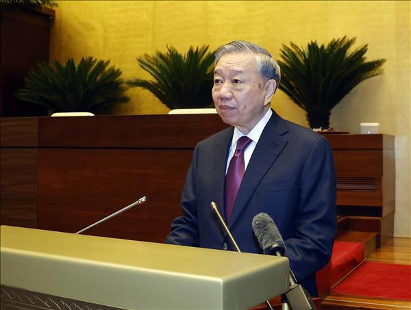 Hội nghị toàn quốc quán triệt và triển khai Nghị quyết Hội nghị lần thứ hai Ban Chấp hành Trung ương Đảng khóa XIV