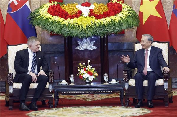 អគ្គលេខាបក្ស ប្រធានរដ្ឋវៀតណាមលោក តូ ឡឹម៖ ធ្វើឲ្យស៊ីជម្រៅថែមទៀតនូវទំនាក់ទំនងវៀតណាម-ស្លូវ៉ាគី