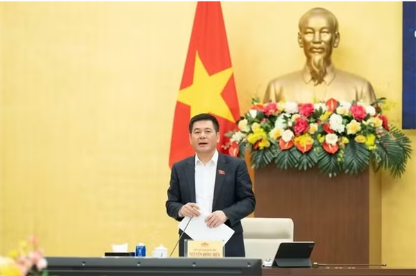 建设数字国会并完善科技体制