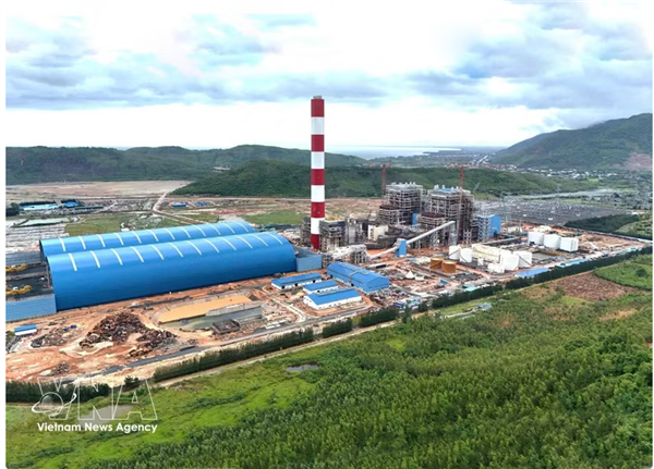 Raccordement de lunité 1 de la centrale thermique de Quang Trach 1 au réseau national
