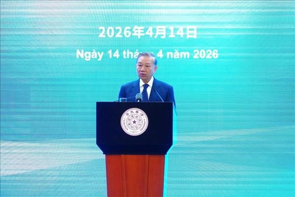 ລົງ​ທຶນ​ໃຫ້​ບັນ​ດາ​ນັກ​ວິ​ທະ​ຍາ​ສາດ​ໜຸ່ມ​ແມ່ນ​ການ​ລົງ​ທຶນ​ຍຸດ​ທະ​ສາດ​ໃຫ້​ແກ່​ອະ​ນາ​ຄົດ ຫວຽດ​ນາມ - ຈີນ