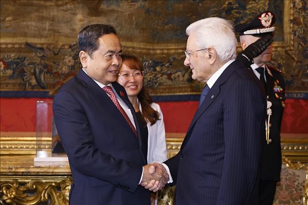 NA Chairman meets with Italian President