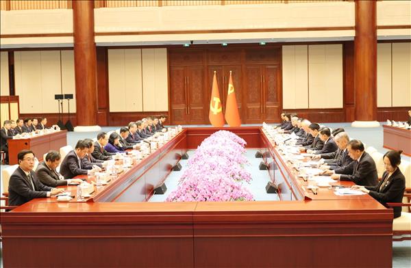 Vietnam y China acuerdan elevar su vinculación estratégica