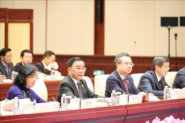 Cùng xây dựng nền tảng vật chất vững chắc cho quan hệ song phương Việt-Trung