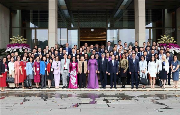 Phó Chủ tịch Quốc hội Nguyễn Thị Hồng tiếp Đoàn đại biểu cấp cao Hội đồng Kinh doanh Hoa Kỳ - ASEAN