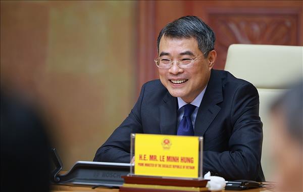 PM outlines three key cooperation directions at expanded AZEC Summit