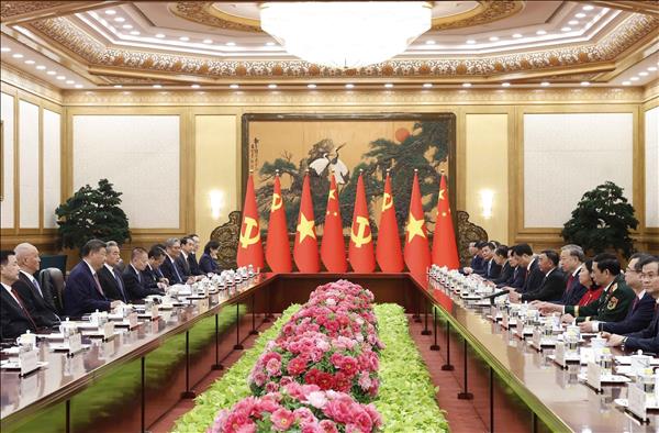 Líder partidista de Vietnam sostiene conversaciones con Xi Jinping