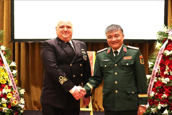 Bước phát triển mới trong quan hệ quốc phòng Việt Nam-Italy