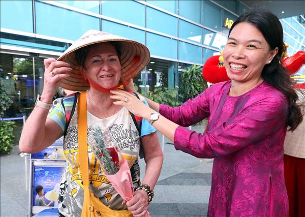 Da Nang welcomes first flight from Vladivostok