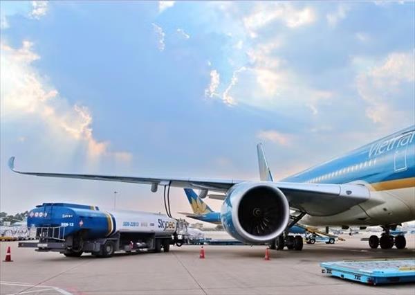 ACV considers fee reductions to ease airline cost pressures