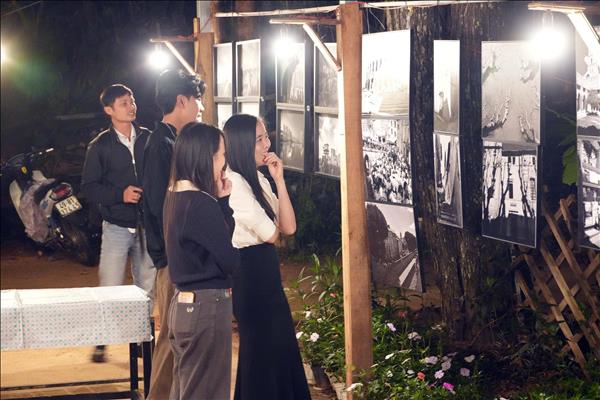 Triển lãm ảnh Ký ức các thành phố trên Cung đường nghệ thuật Đà Lạt