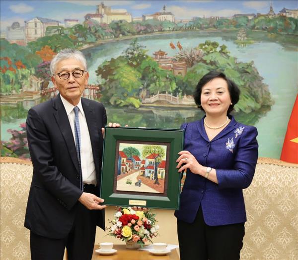 日本イーレックス　人材育成でベトナムと連携