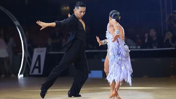 Vietnam DanceSport team shines at Southeast Asian championship 2026