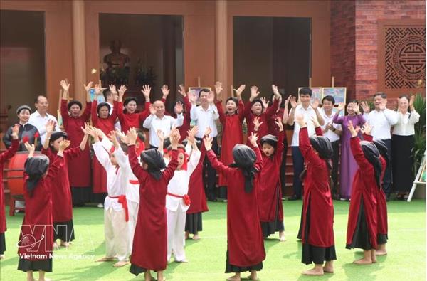 Hung Kings festival opens with vibrant cultural, tourism activities in Phu Tho