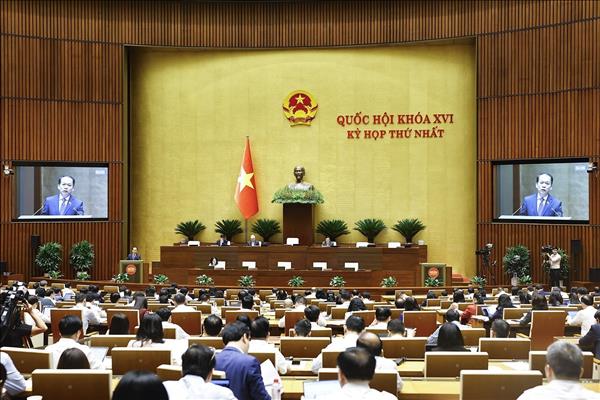 Kỳ họp thứ Nhất, Quốc hội khóa XVI: Từng bước hình thành đội ngũ luật sư công chuyên nghiệp