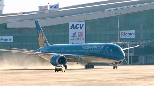 2027년 떤선녓 국제선 여객 90%, 롱타인 국제공항으로 이전