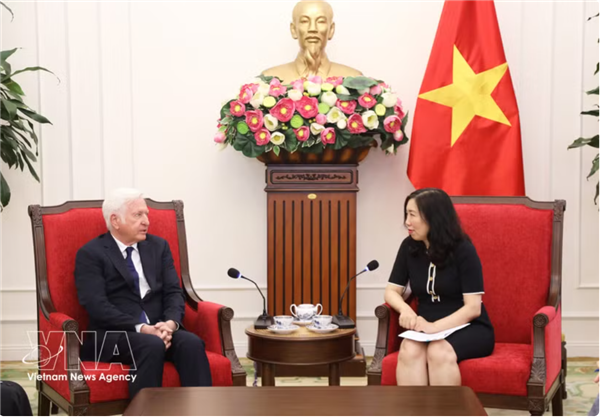 Consolidation des relations de coopération Vietnam-Irlande