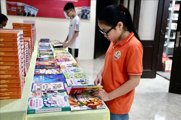 Đánh thức tâm hồn người trẻ qua trang sách