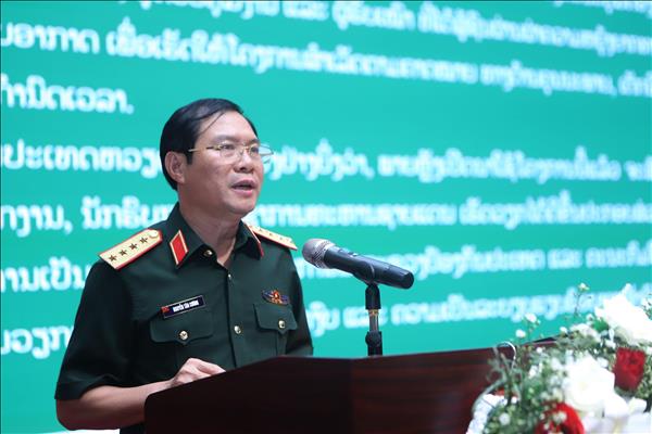 Việt Nam - Lào tăng cường hợp tác trong lĩnh vực quốc phòng