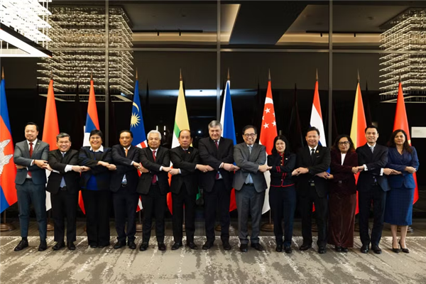 东盟与俄罗斯积极筹备建立关系35周年纪念峰会