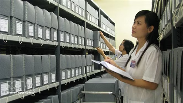 Le Vietnam et la Russie renforcent leur coopération archivistique