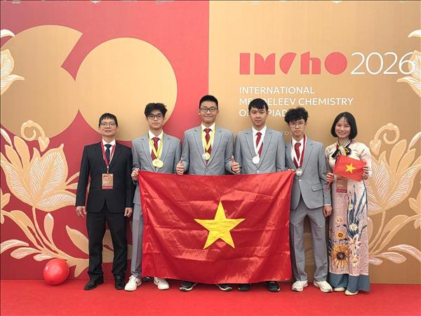 Đoàn Việt Nam giành thành tích xuất sắc tại Olympic hóa học quốc tế Mendeleev lần thứ 60