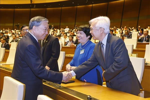 Kỳ họp thứ Nhất, Quốc hội khóa XVI: Thông qua Nghị quyết về kế hoạch phát triển kinh tế - xã hội 5 năm 2026 - 2030