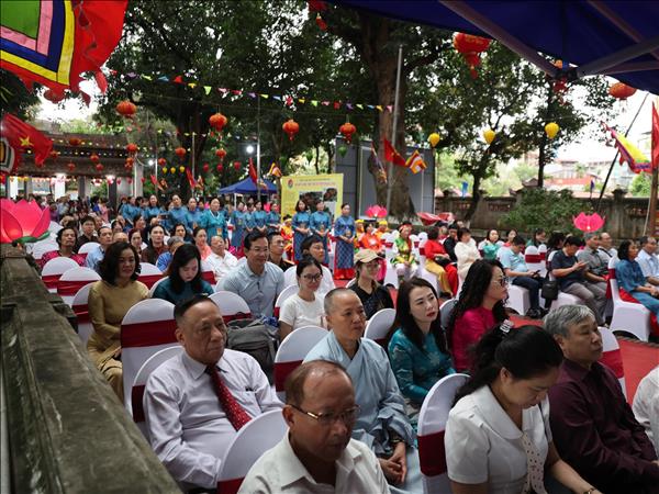 Lễ hội chùa Láng không gian di sản sống giữa lòng Hà Nội 