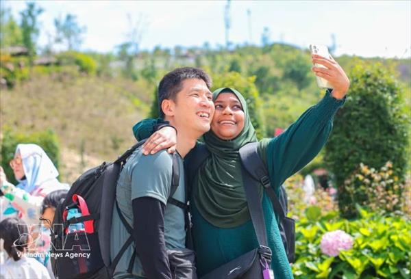 Vietnam tightens oversight of adventure tourism with new standard