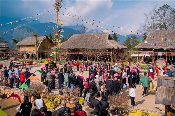 Must-try experiences in Sa Pa during National Reunification holiday