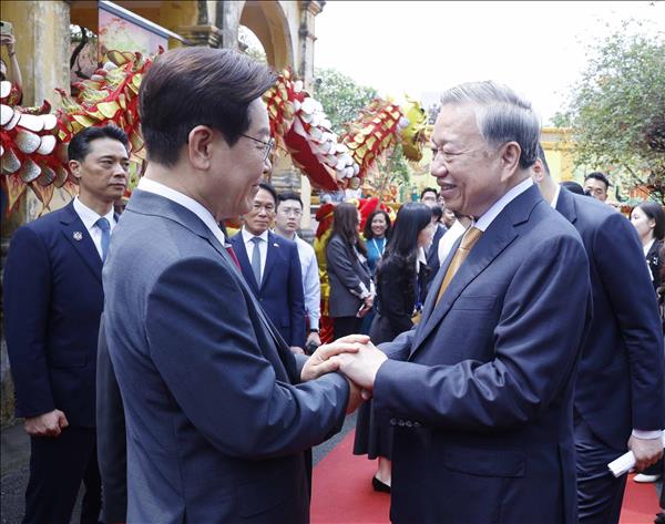 RoK President, spouse conclude state visit to Vietnam
