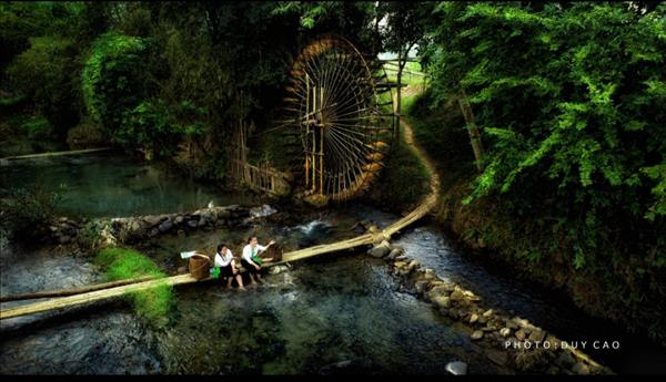 ງານວາງສະແດງສີສັນເຂດພູສູງໂຄສະນາພາບພົດຂອງ ຫວຽດນາມ