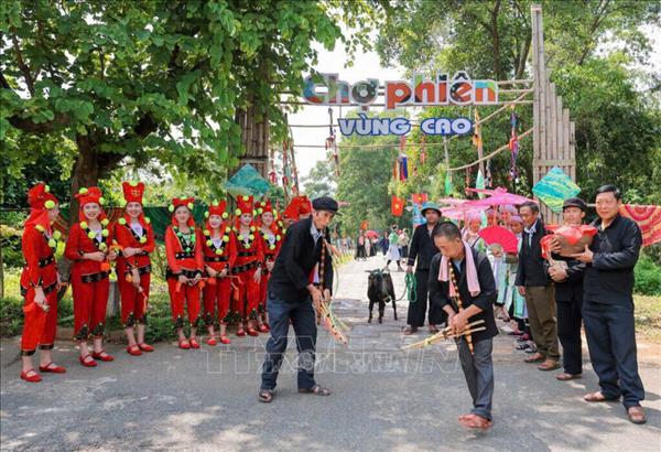 남부해방기념일·노동절 연휴, 베트남 소수민족 문화의 향연 개최
