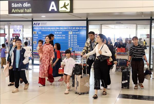 Sân bay Nội Bài dự kiến phục vụ hơn 650 chuyến bay vào ngày cao điểm 29/4