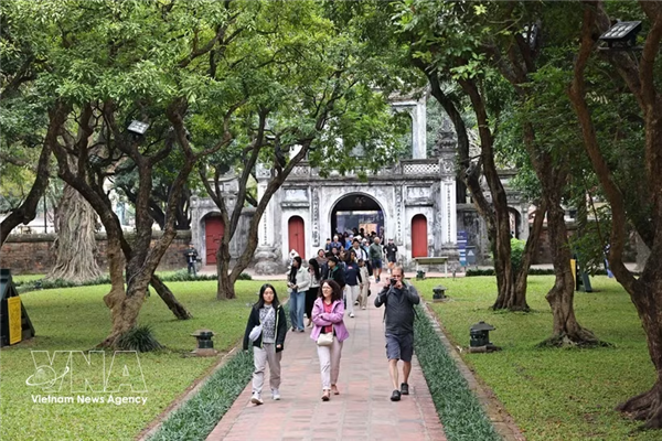 河内旅游强劲增长 向1200万国际游客目标全速迈进