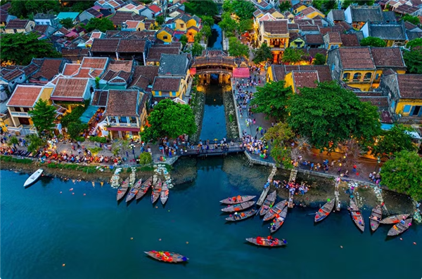 La vieille ville de Hôi An figure parmi les meilleures destinations de slow travel en Asie