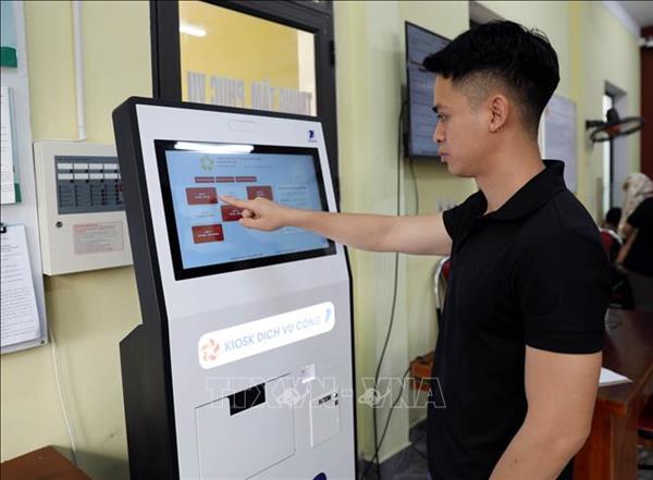 Tạo động lực phát triển kinh tế - xã hội bền vững